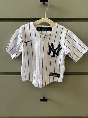Infant NY Yankees MLB Jersey size 12 Months